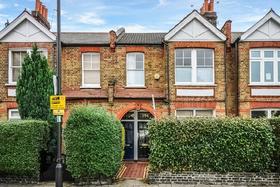 2 bedroom Flat for s...